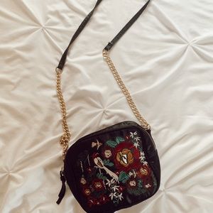 Embroidered handbag